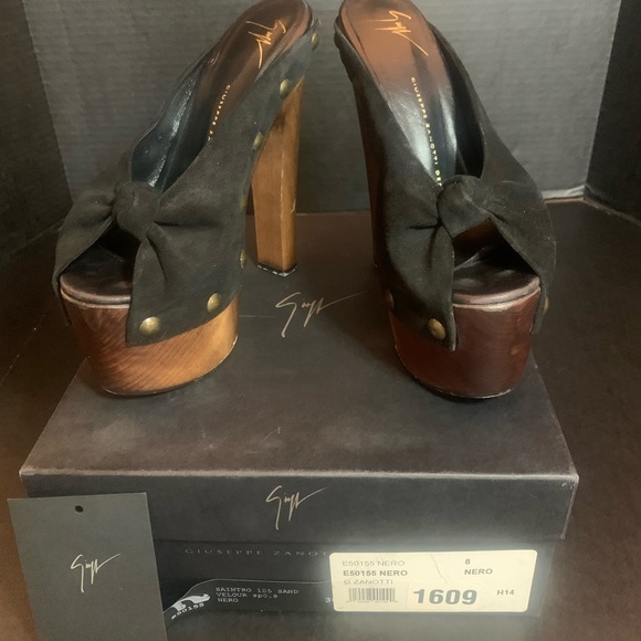 Giuseppe Zanotti suede and wood glamour clogs - Picture 6 of 8